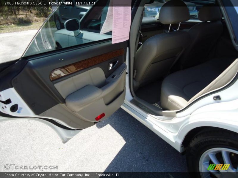 Powder White Pearl / Beige 2005 Hyundai XG350 L