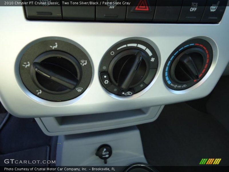 Controls of 2010 PT Cruiser Classic
