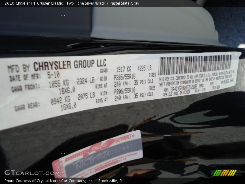 Two Tone Silver/Black / Pastel Slate Gray 2010 Chrysler PT Cruiser Classic