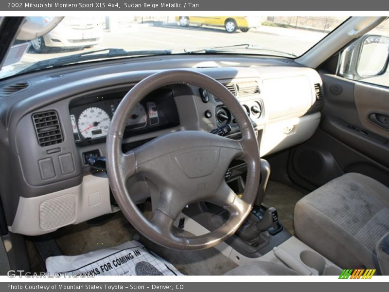Sudan Beige Metallic / Tan 2002 Mitsubishi Montero Sport XLS 4x4
