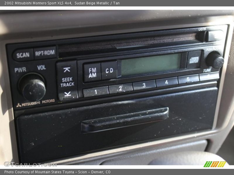 Sudan Beige Metallic / Tan 2002 Mitsubishi Montero Sport XLS 4x4