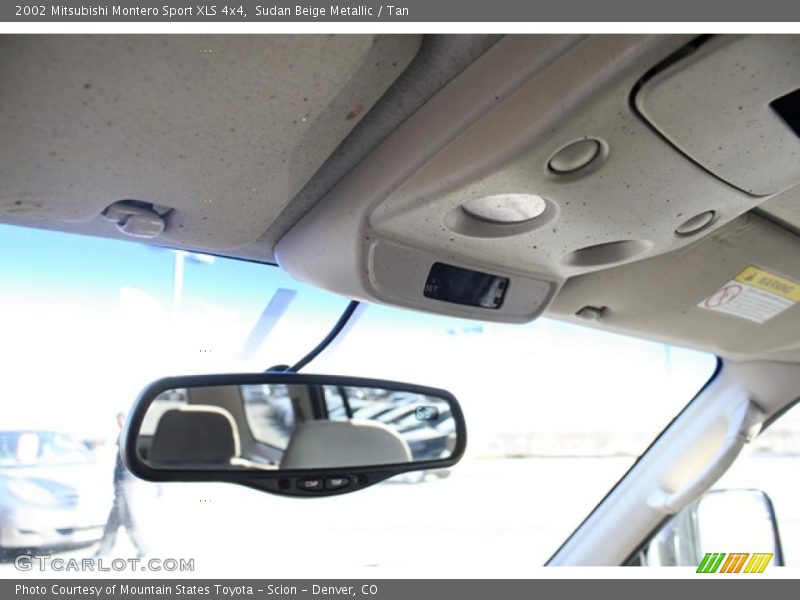 Sudan Beige Metallic / Tan 2002 Mitsubishi Montero Sport XLS 4x4