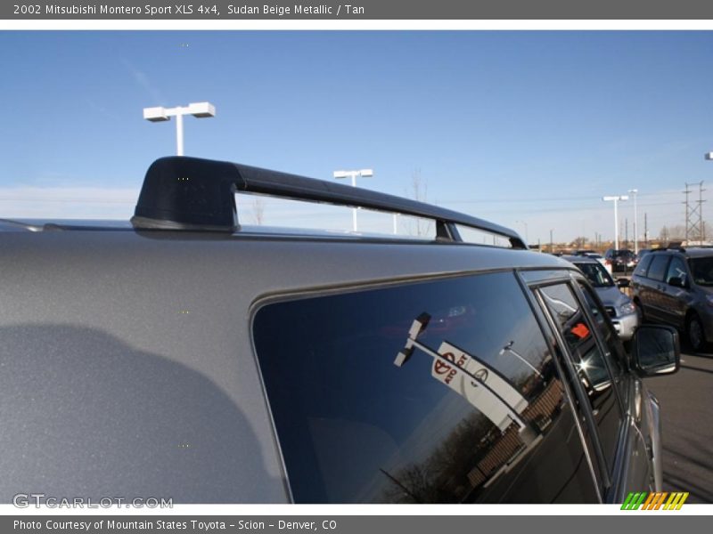 Sudan Beige Metallic / Tan 2002 Mitsubishi Montero Sport XLS 4x4