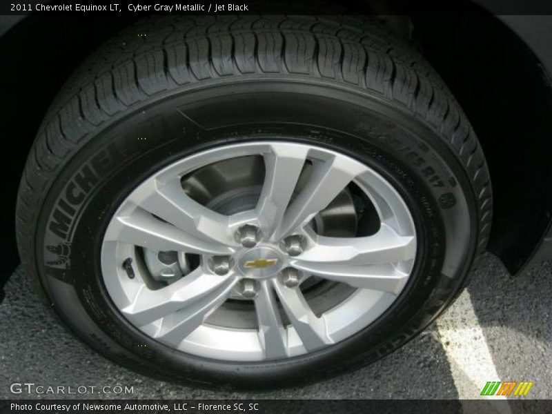 Cyber Gray Metallic / Jet Black 2011 Chevrolet Equinox LT