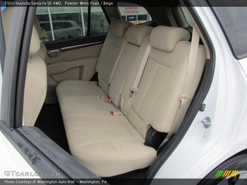 Powder White Pearl / Beige 2009 Hyundai Santa Fe SE 4WD