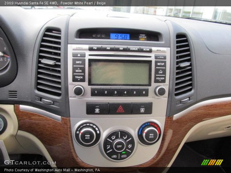 Powder White Pearl / Beige 2009 Hyundai Santa Fe SE 4WD