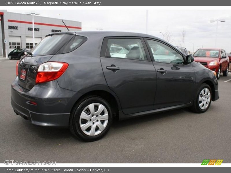 Magnetic Gray Metallic / Ash Gray 2009 Toyota Matrix S