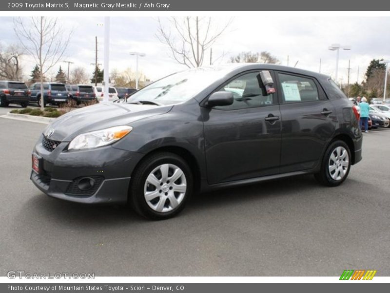 Magnetic Gray Metallic / Ash Gray 2009 Toyota Matrix S