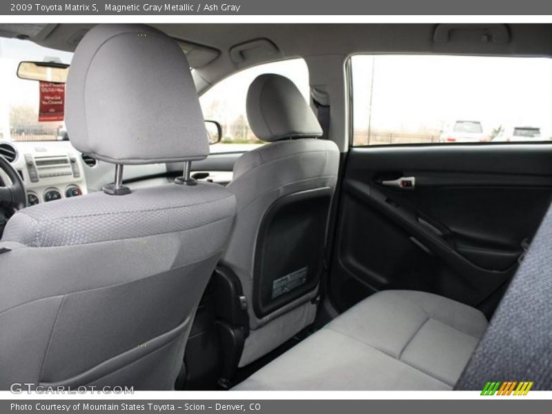 Magnetic Gray Metallic / Ash Gray 2009 Toyota Matrix S