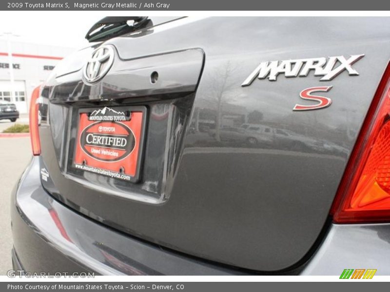 Magnetic Gray Metallic / Ash Gray 2009 Toyota Matrix S