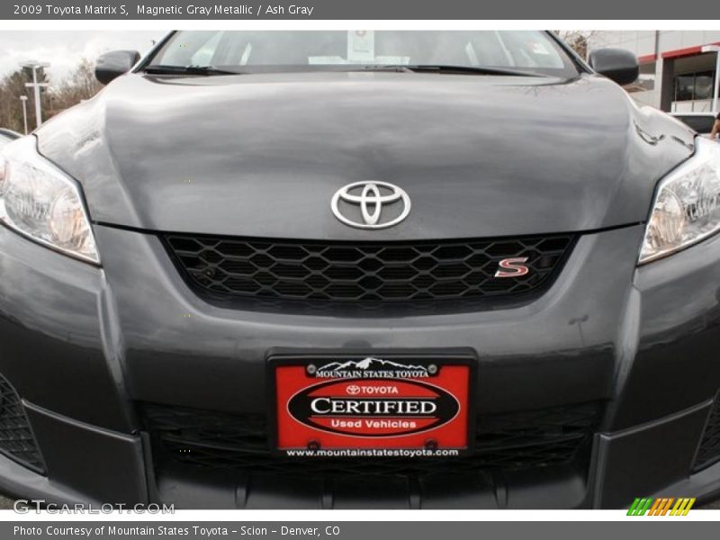 Magnetic Gray Metallic / Ash Gray 2009 Toyota Matrix S