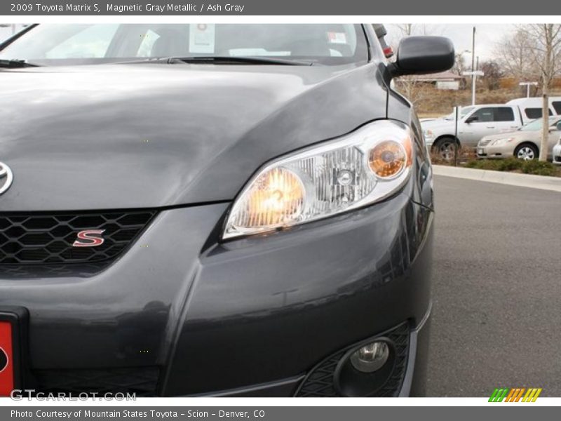 Magnetic Gray Metallic / Ash Gray 2009 Toyota Matrix S