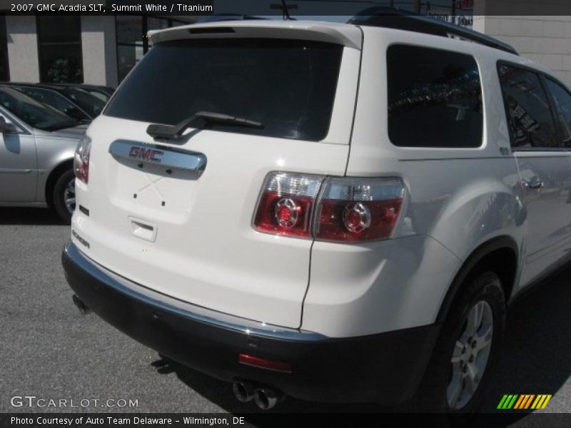 Summit White / Titanium 2007 GMC Acadia SLT