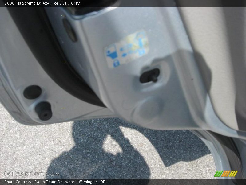 Ice Blue / Gray 2006 Kia Sorento LX 4x4