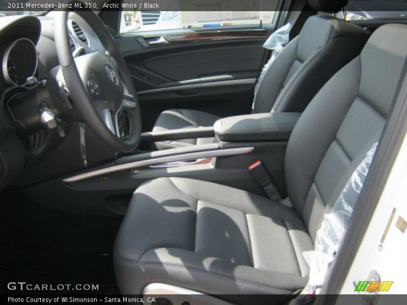 Arctic White / Black 2011 Mercedes-Benz ML 350