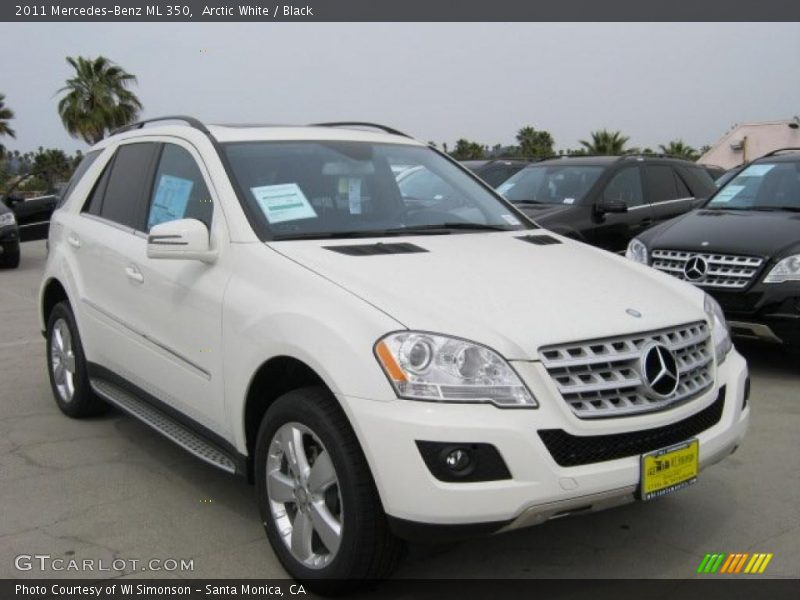 Arctic White / Black 2011 Mercedes-Benz ML 350