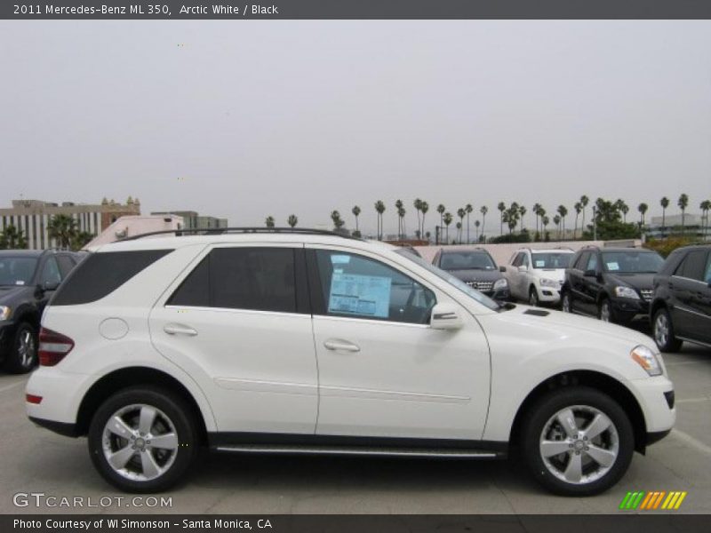 Arctic White / Black 2011 Mercedes-Benz ML 350