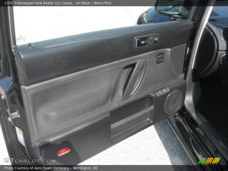 Door Panel of 2005 New Beetle GLS Coupe