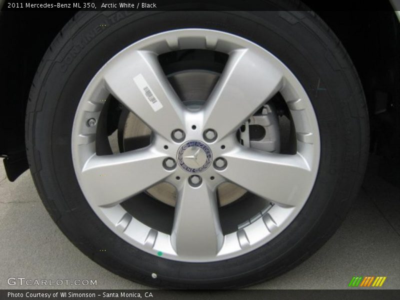 Arctic White / Black 2011 Mercedes-Benz ML 350