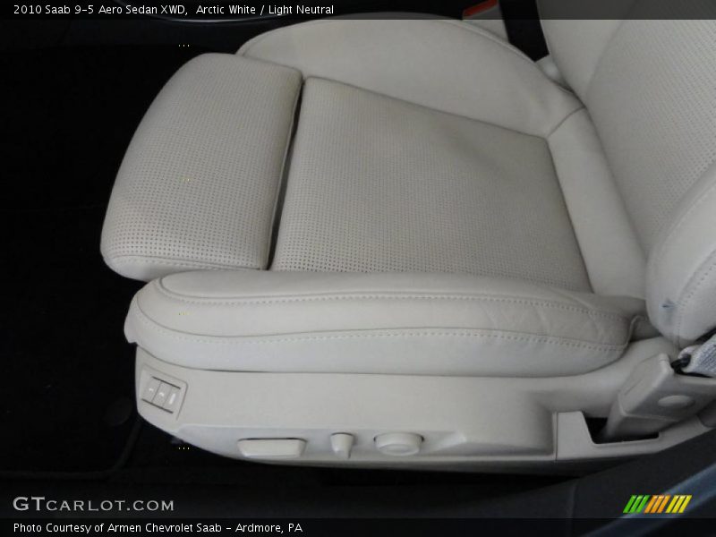 Arctic White / Light Neutral 2010 Saab 9-5 Aero Sedan XWD