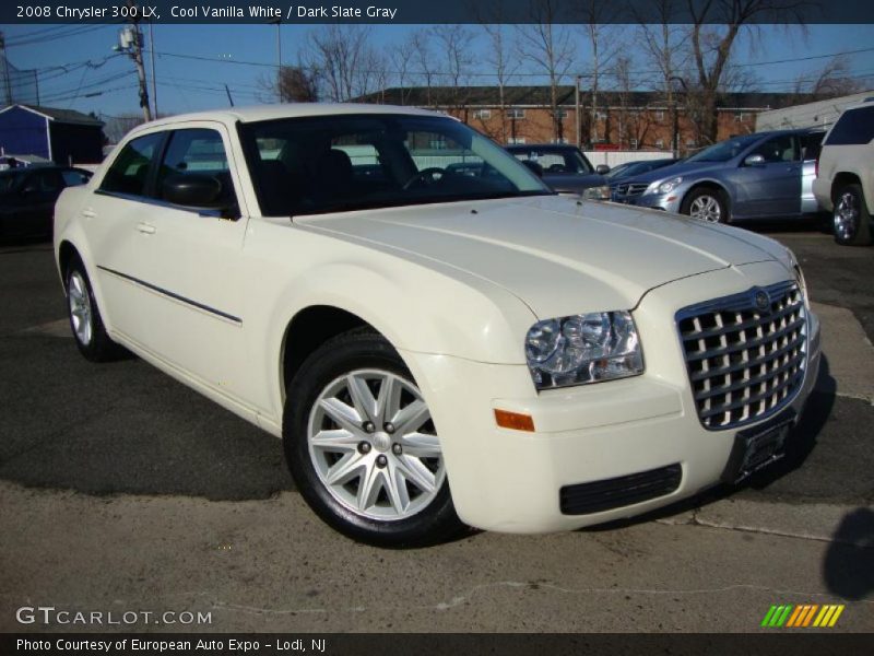 Cool Vanilla White / Dark Slate Gray 2008 Chrysler 300 LX