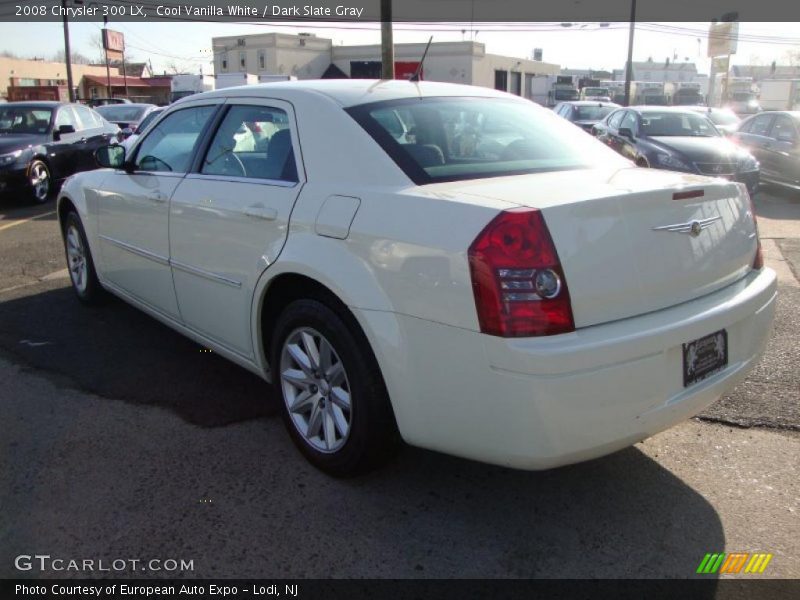Cool Vanilla White / Dark Slate Gray 2008 Chrysler 300 LX