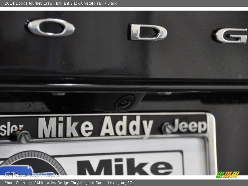 Brilliant Black Crystal Pearl / Black 2011 Dodge Journey Crew