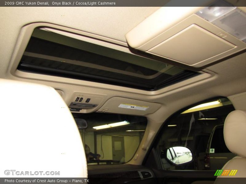Onyx Black / Cocoa/Light Cashmere 2009 GMC Yukon Denali