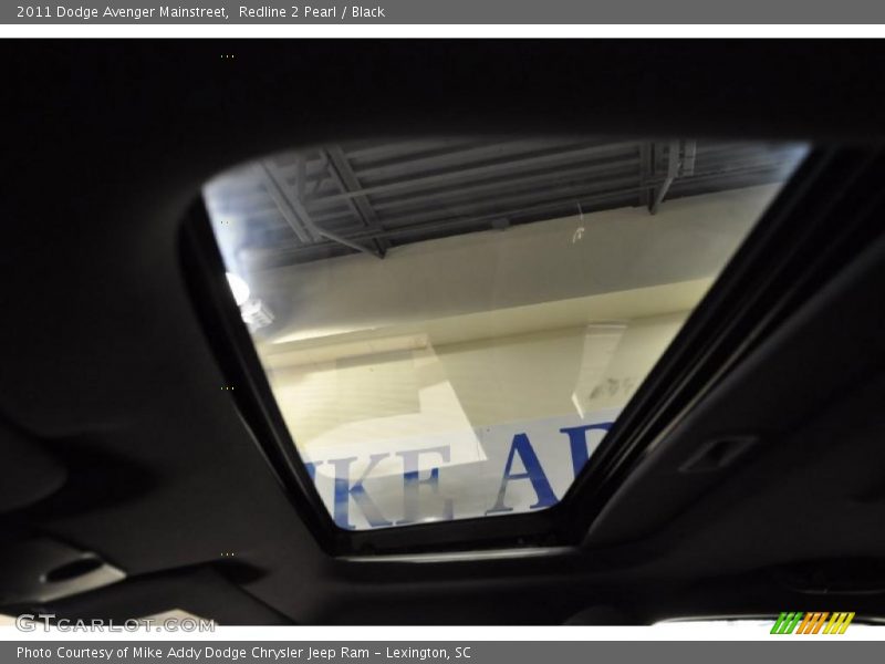 Redline 2 Pearl / Black 2011 Dodge Avenger Mainstreet