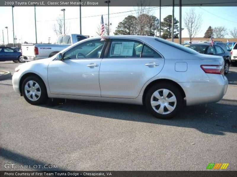 Classic Silver Metallic / Bisque 2009 Toyota Camry LE