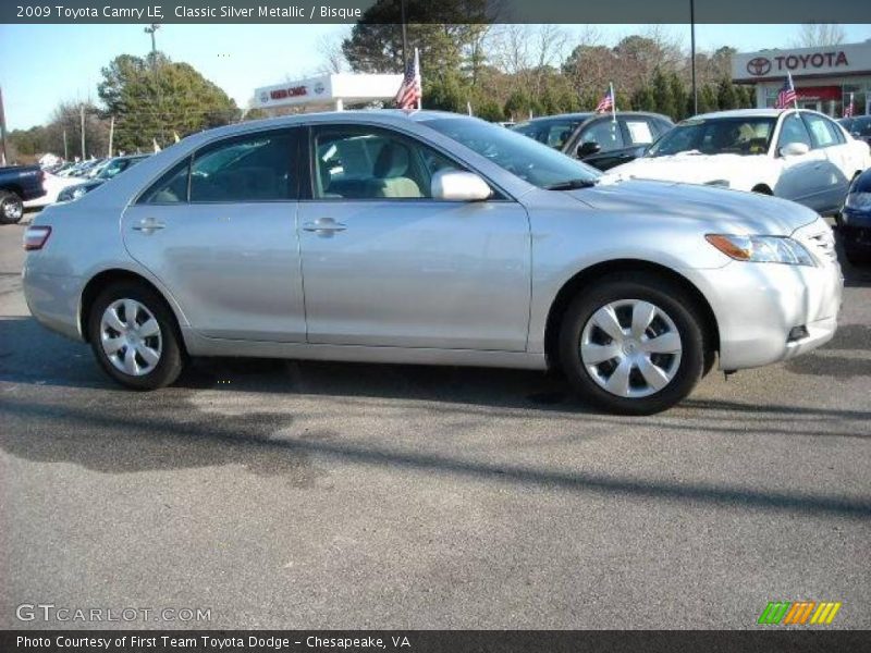 Classic Silver Metallic / Bisque 2009 Toyota Camry LE