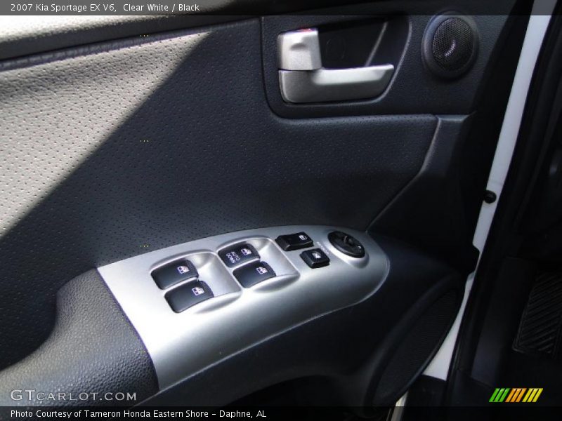 Clear White / Black 2007 Kia Sportage EX V6