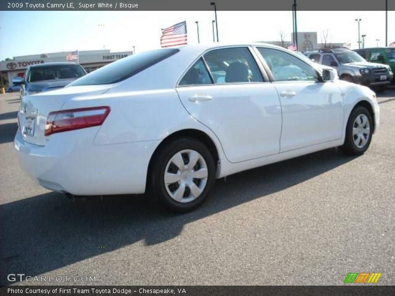 Super White / Bisque 2009 Toyota Camry LE