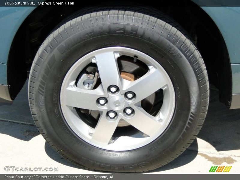 Cypress Green / Tan 2006 Saturn VUE