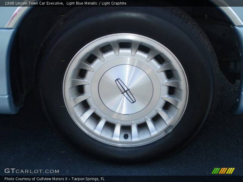 Light Blue Metallic / Light Graphite 1998 Lincoln Town Car Executive