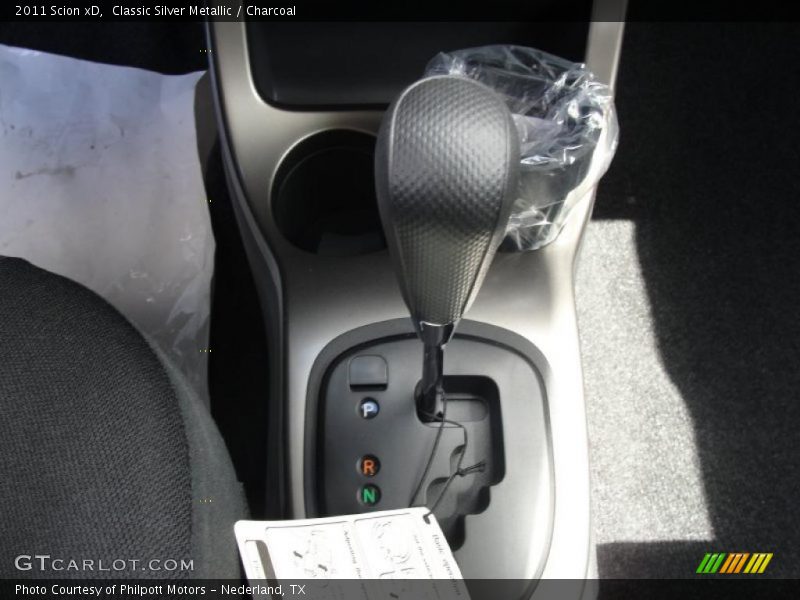  2011 xD  4 Speed Automatic Shifter