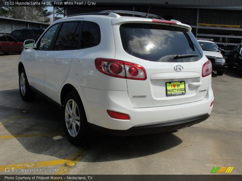 Frost White Pearl / Gray 2011 Hyundai Santa Fe SE