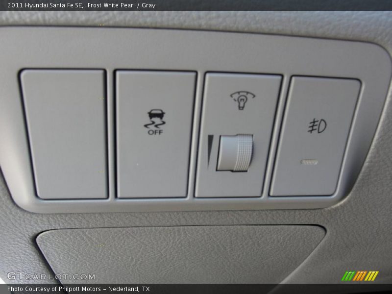 Frost White Pearl / Gray 2011 Hyundai Santa Fe SE