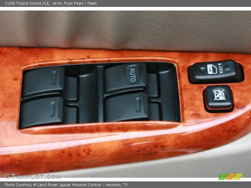 Arctic Frost Pearl / Fawn 2008 Toyota Sienna XLE