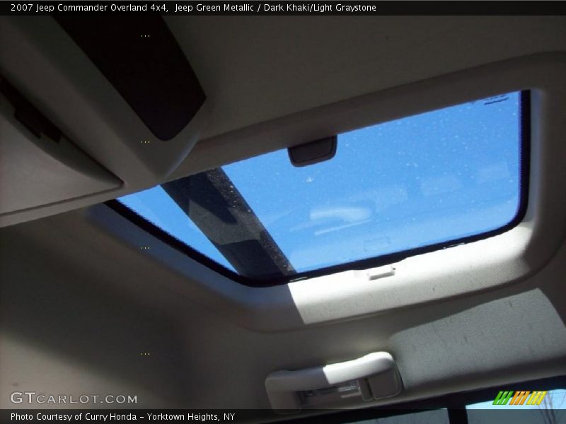 Jeep Green Metallic / Dark Khaki/Light Graystone 2007 Jeep Commander Overland 4x4