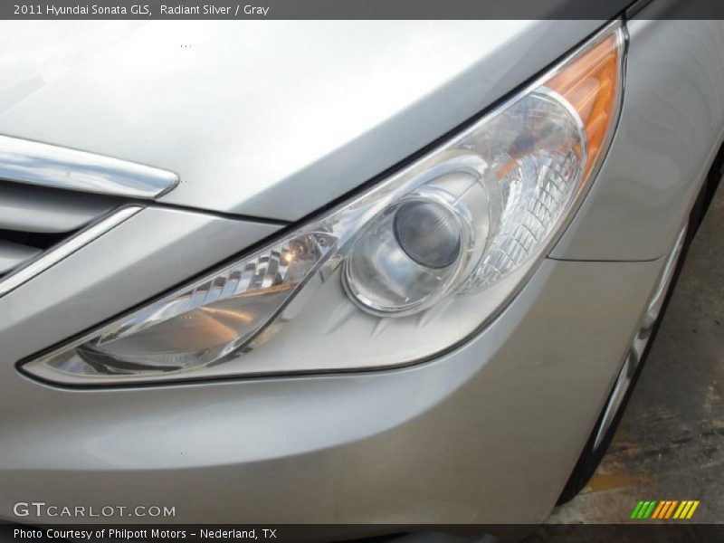Radiant Silver / Gray 2011 Hyundai Sonata GLS