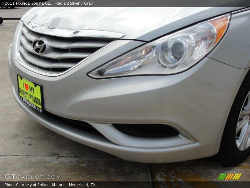 Radiant Silver / Gray 2011 Hyundai Sonata GLS