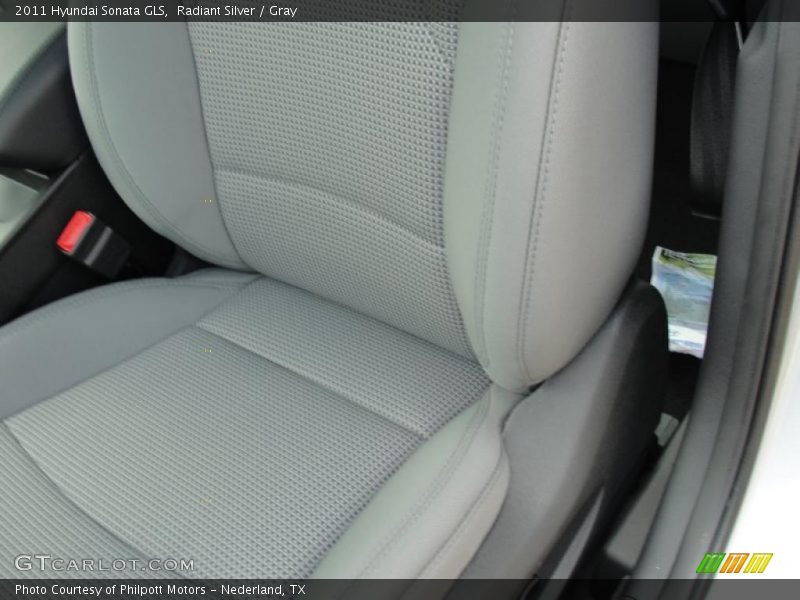 Radiant Silver / Gray 2011 Hyundai Sonata GLS