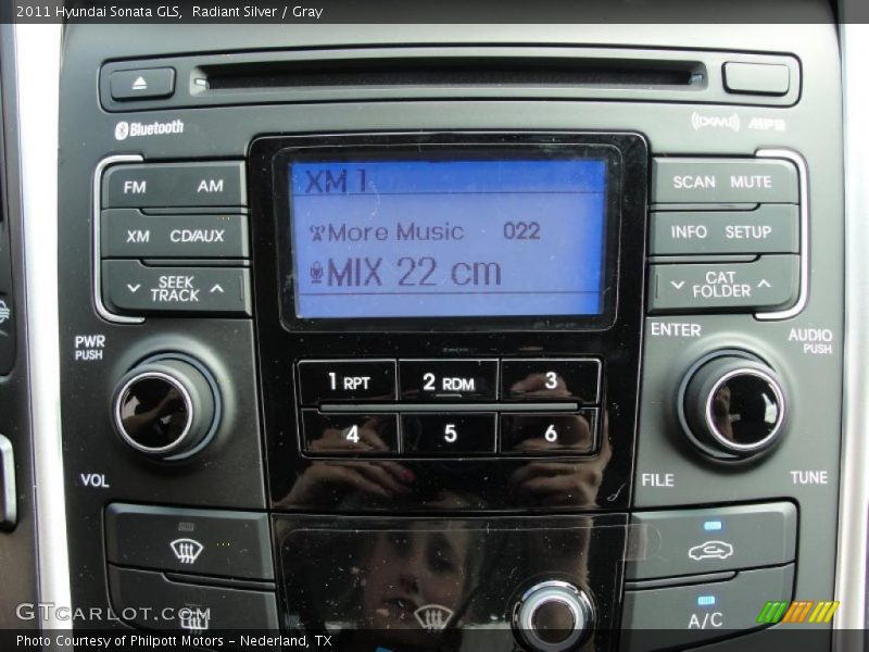 Radiant Silver / Gray 2011 Hyundai Sonata GLS