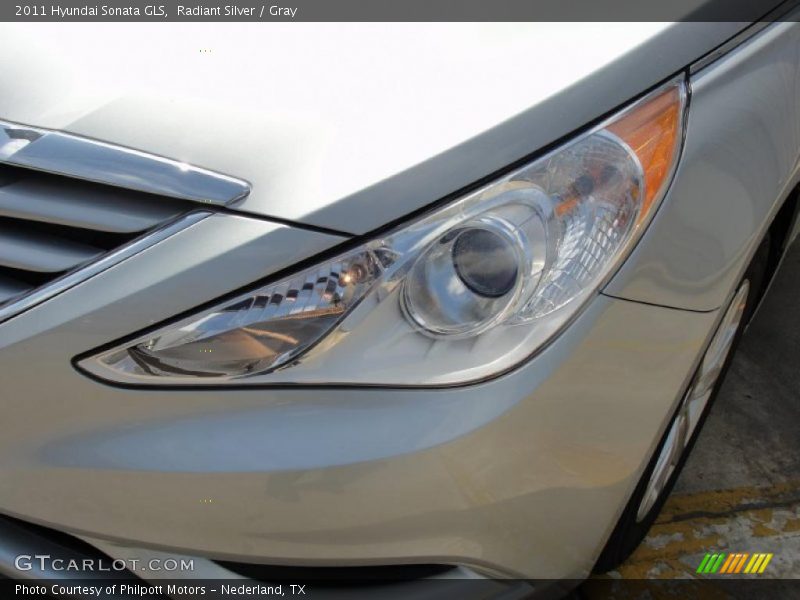 Radiant Silver / Gray 2011 Hyundai Sonata GLS