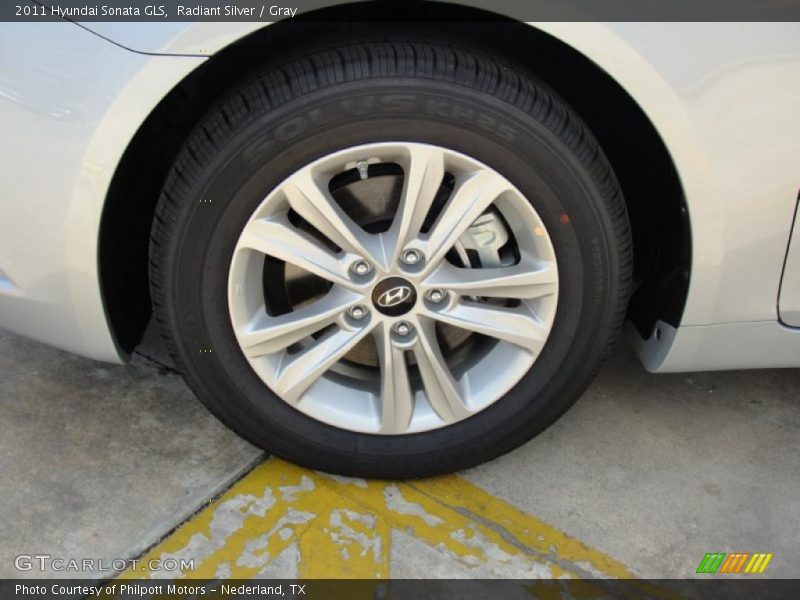 Radiant Silver / Gray 2011 Hyundai Sonata GLS