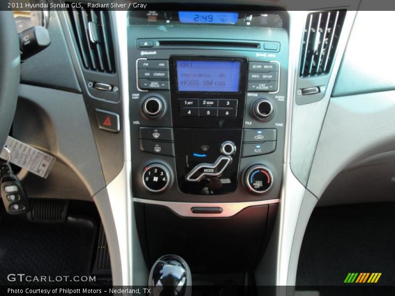 Radiant Silver / Gray 2011 Hyundai Sonata GLS