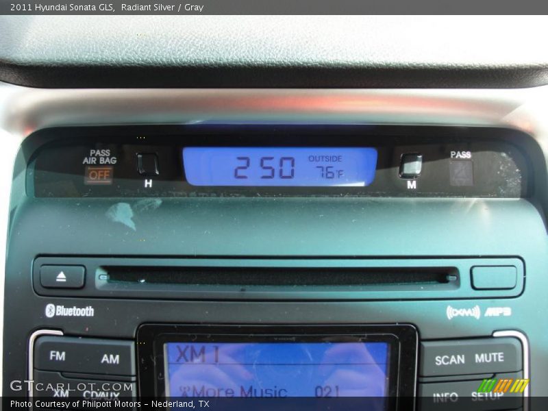 Radiant Silver / Gray 2011 Hyundai Sonata GLS