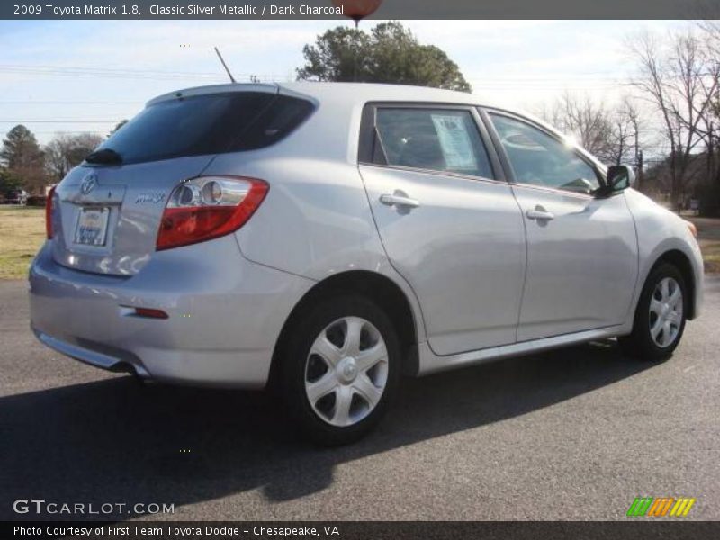 Classic Silver Metallic / Dark Charcoal 2009 Toyota Matrix 1.8