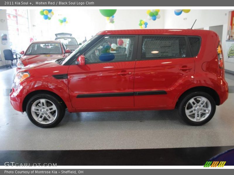 Molten Red / Black Soul Logo Cloth 2011 Kia Soul +